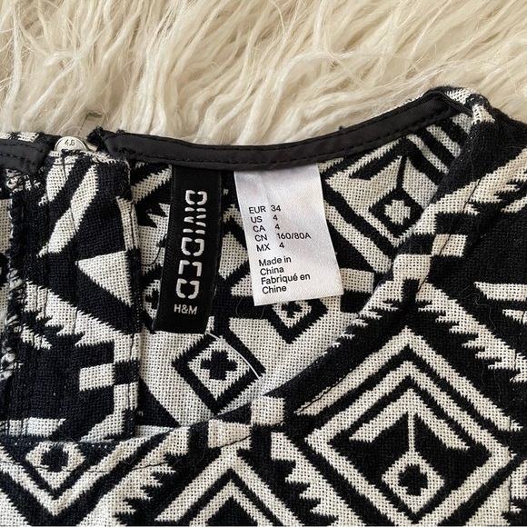 🦓 H&M | Aztec Tribal Racer Crop Tank Top 🦓 - Picture 9 of 12